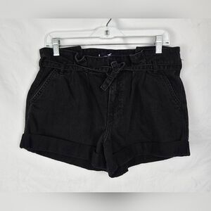 Hollister High-Rise Mom Short 3" Black Denim Belted Cuffed Shorts sz 29